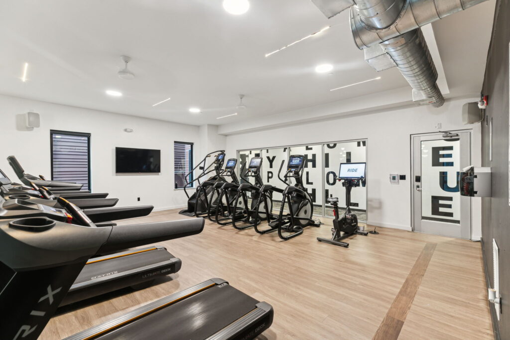 Copy of 34 web or mls 3600 lancaster ave